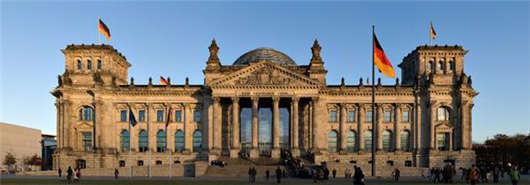 <a style='color:#268bd1;cursor:pointer;' href='/'>移民德國</a>享受免費醫療是真的嗎？