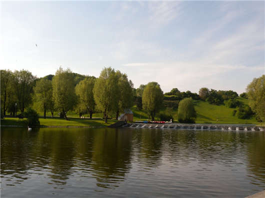 <a style='color:#268bd1;cursor:pointer;' href='/'>移民德國</a>語言條件有嚴格要求嗎? 移民德國語言條件有嚴格要求嗎?