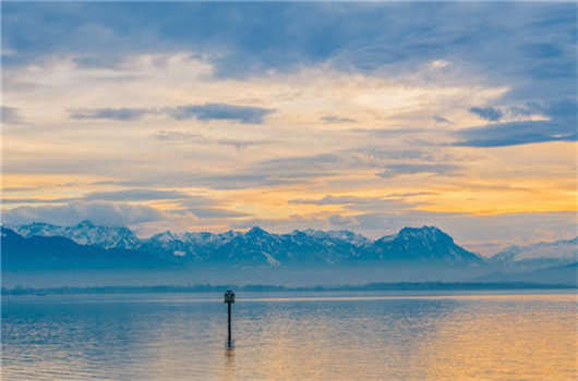 德國(guó)內(nèi)閣批準(zhǔn)的移民政策：熟練勞工移民法