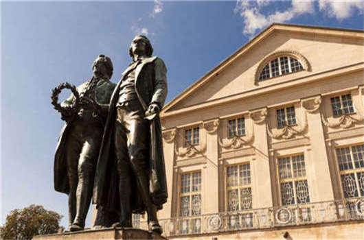 留學(xué)畢業(yè)后,您的生活該何去何從那? 留學(xué)畢業(yè)后,您的生活該何去何從那?